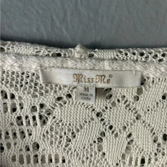 Miss Me | hooded | crochet | lace | striped| sweater | sweatshirt | medium - Picture 10 of 11